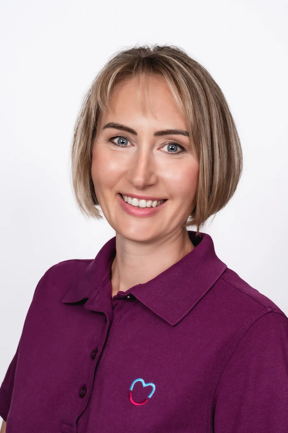 zahnarzt-nuertingen-dr-machon-Mitarbeiterin-Julia